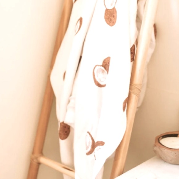 Kahakai Kids NWT Muslin Coconut Keiki Lounger Crib/Todfler Bed Blanket - Picture 3 of 9